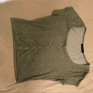 Green cropped shirt